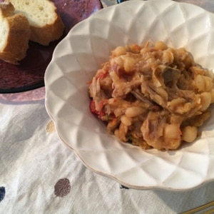 カスレ風白いんげん豆と肉類の煮込み